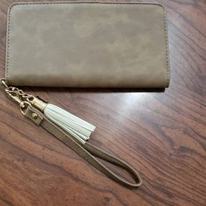 Claire's 'leather' wallet
